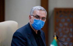 وزیر بهداشت اعلام کرد  تامین کافی آنتی‌بیوتیک تا پس‌فردا / علت مصرف بالای دارو در ایران